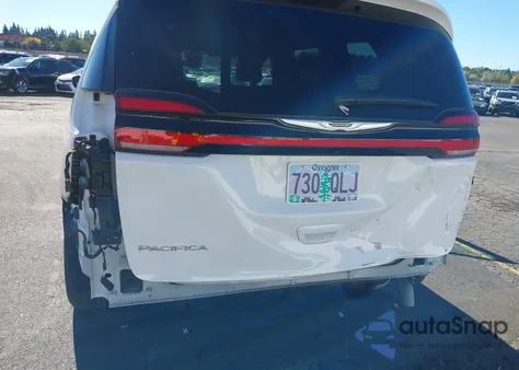 2025 Chrysler Pacifica Select from USA, damaged, VIN 2C4RC1BG2SR578950